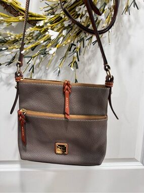 Dooney & Bourke Taupe Crossbody caramel brown Trim